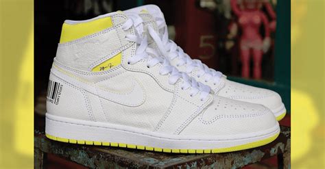 fel gele sneakers